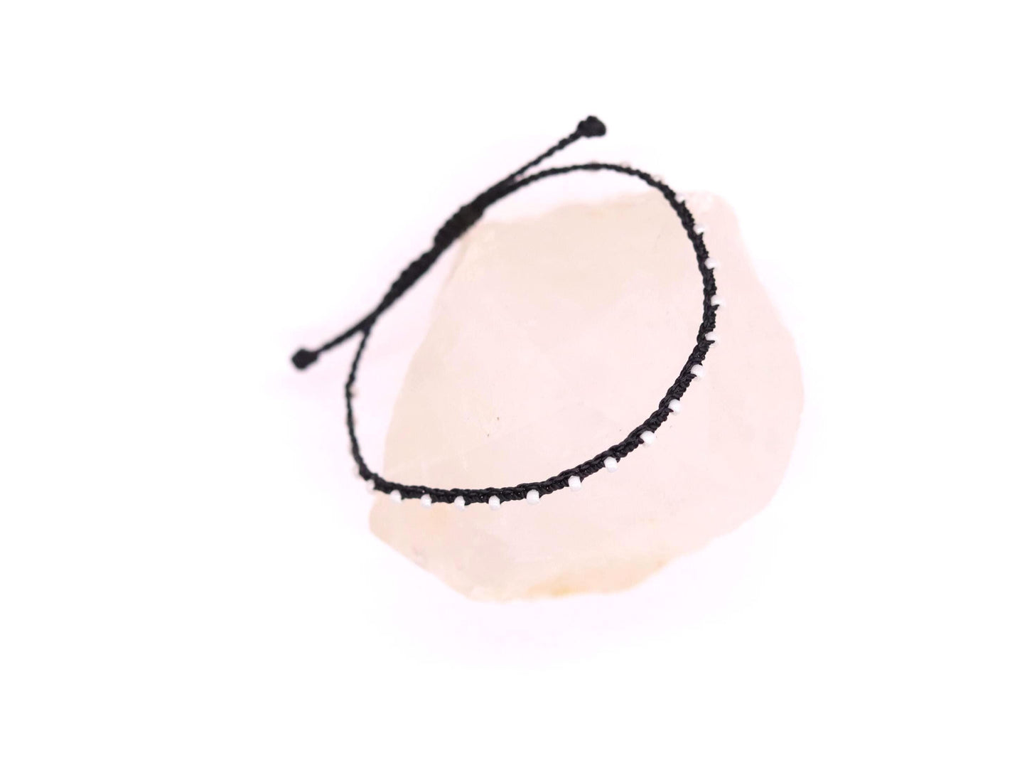 Black & Ivory Pearl Luster, Bead Braided